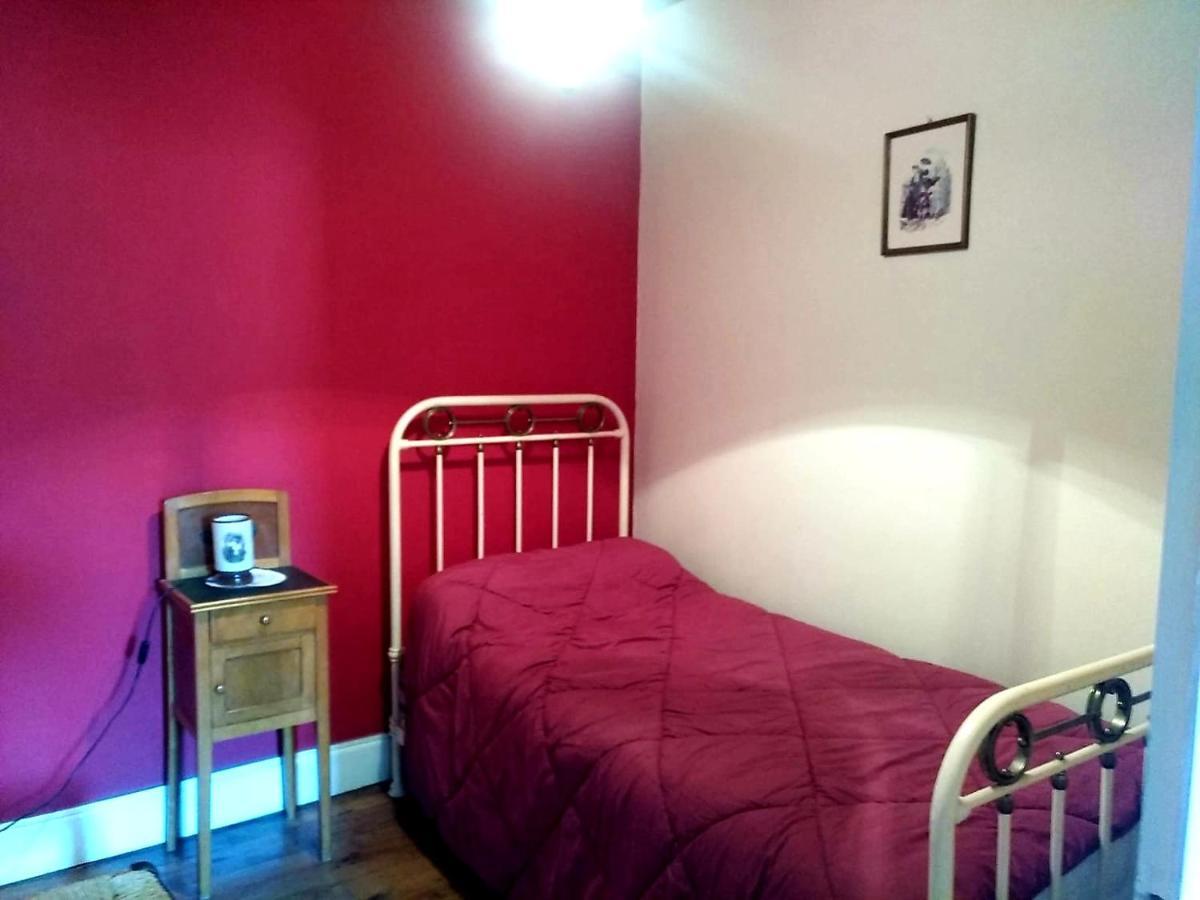 Maison de 3 chambres avec jardin clos et wifi a Charix Extérieur photo