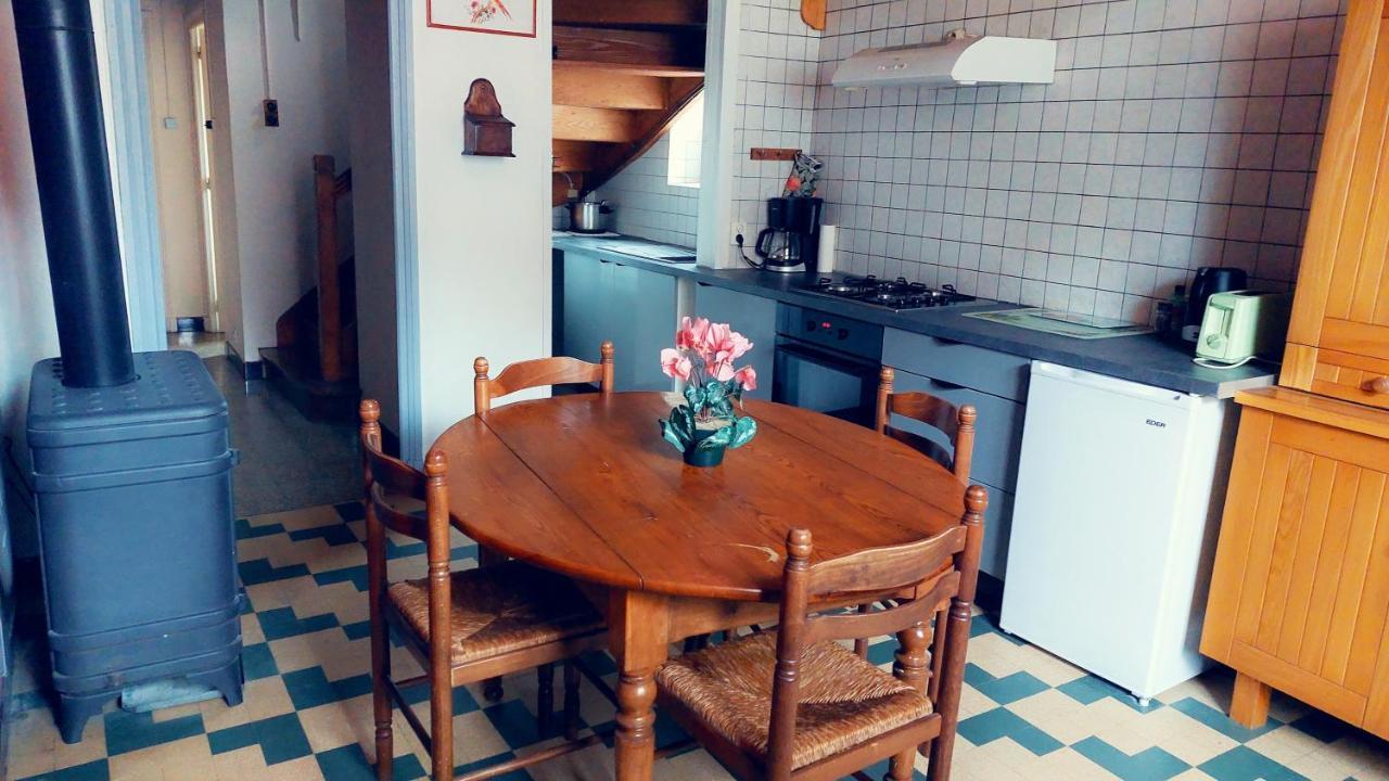 Maison de 3 chambres avec jardin clos et wifi a Charix Extérieur photo